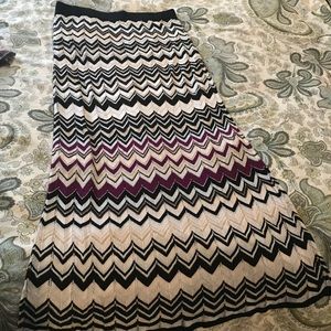 White House Black Market knit skirt SZ M